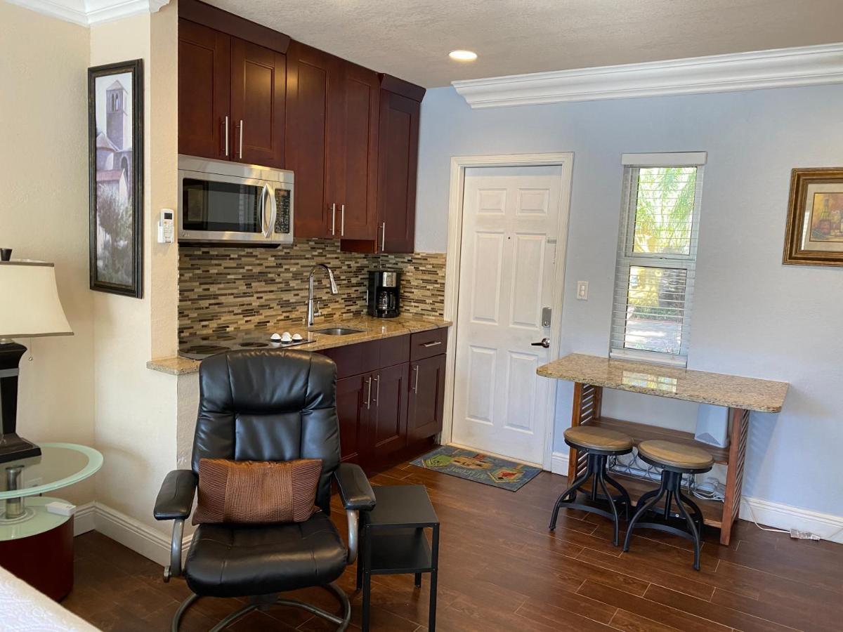 Atlantic Shores Vacation Villas Palm Beach Shores Buitenkant foto